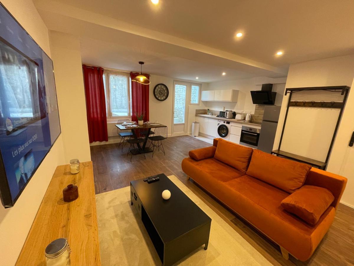 Le Jardin Niortais - Hyper Centre- Proche Gare - Paisible - Grand Jardin Prive, Wifi Hd -Netflix Apartamento Exterior foto